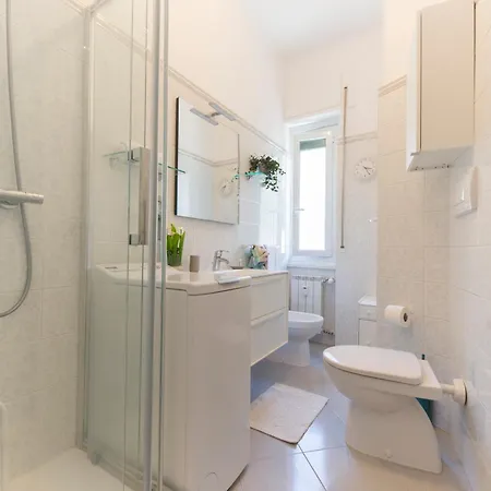 Casaviva - Classic Flat In Nervi * Genua
