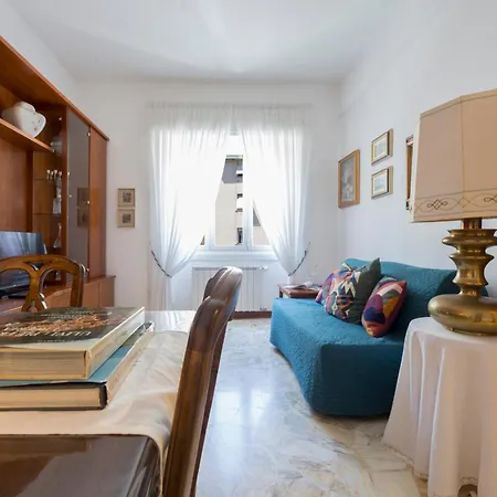 Casaviva - Classic Flat In Nervi