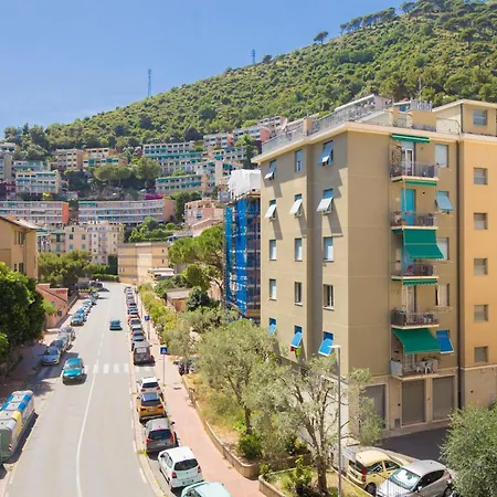 Casaviva - Classic Flat In Nervi Genova